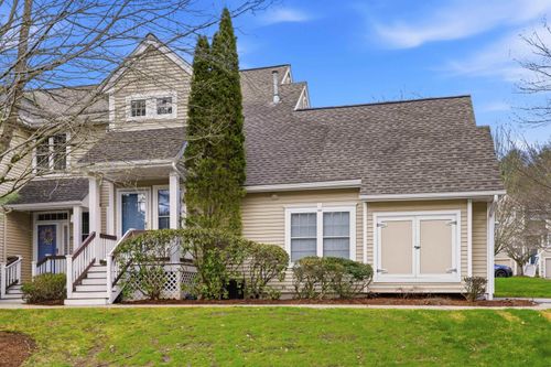 23 Bourne Dr, Bedford, NH, 03110-6849 | Card Image