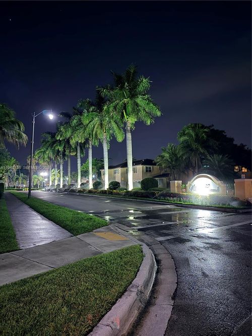 5-1720 Ne 33rd Ave, Homestead, FL, 33033-6173 | Card Image
