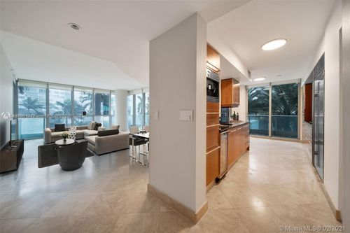 apt-208-1331 Brickell Bay Dr, Miami, FL, 33131-3610 | Card Image