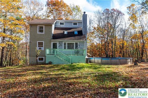 1010 Acorn Ln, East Stroudsburg, PA, 18302-8491 | Card Image