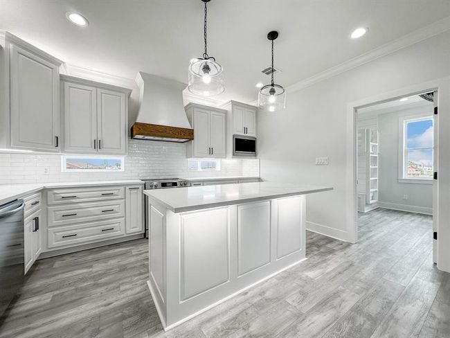 Photos are for illustrative purposes only, showcasing a home built by the same builder. Features such as colors, appliances, fixtures, and finishes are subject to change and may vary from those shown. Please verify details with the builder for the most accurate representation of the final home. | Image 5