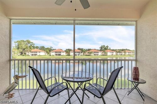 202-250 Robin Hood Cir, Naples, FL, 34104-9429 | Card Image