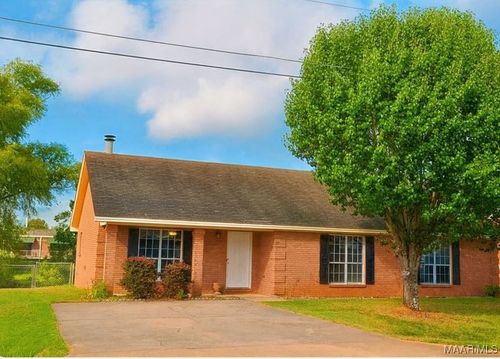 99 Cattail Curv, Millbrook, AL, 36054-2558 | Card Image