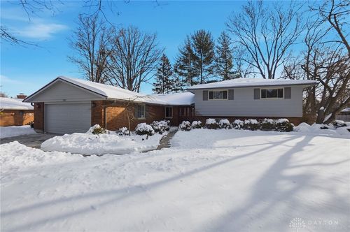 7980 Brainard Woods Dr, Washingtn Twp, OH, 45458-2906 | Card Image