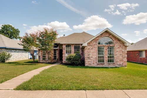 620 Willowbrook Dr, Mesquite, TX, 75149-2350 | Card Image