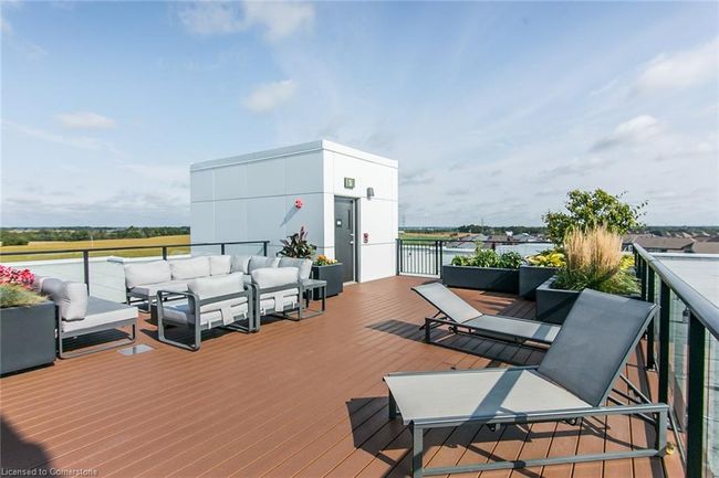 205 - 249 Grey Silo Rd, House attached with 2 bedrooms, 2 bathrooms and 1 parking in Waterloo ON | Image 38