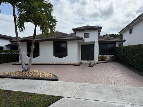 725 Nw 135th Ct, Miami, FL, 33182-2259 | Card Image