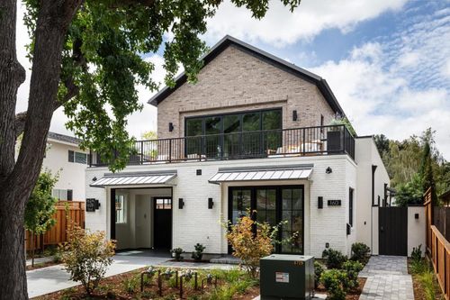 160 Waverley St, Palo Alto, CA, 94301-1138 | Card Image