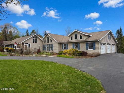 960 Olmstedville Rd, North Creek, NY, 12853-4105 | Card Image
