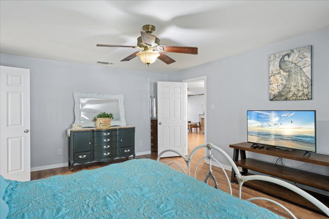 4203 Chaparral Ct, House other with 3 bedrooms, 2 bathrooms and null parking in Granbury TX | Image 18