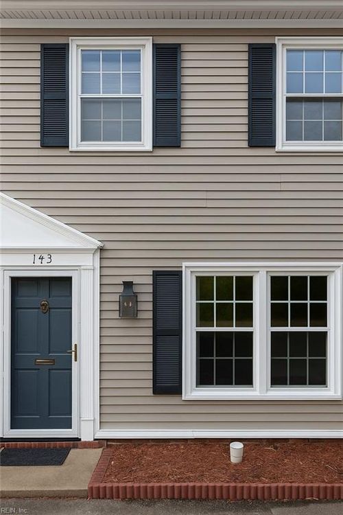 143 Towne Square Dr, Newport News, VA, 23607-1507 | Card Image