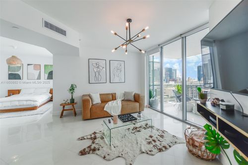 apt-1911-350 S Miami Ave, Miami, FL, 33130-1923 | Card Image