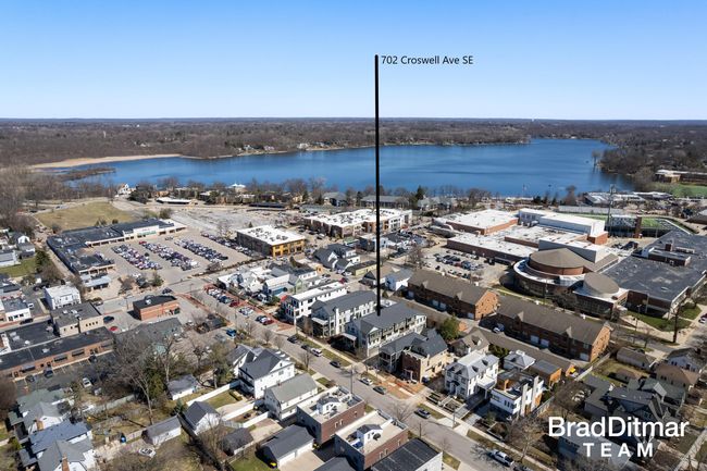 BLDG-1 - 702 Croswell Ave, Condo with 3 bedrooms, 3 bathrooms and null parking in East Grand Rapids MI | Image 39