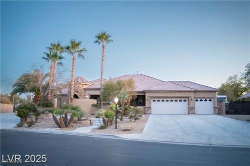 5527 Breecher Ave, Las Vegas, NV, 89131-2045 | Card Image