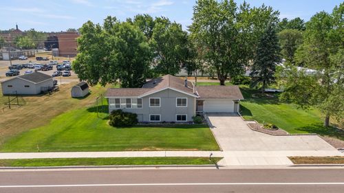 814 4th St Se, Little Falls, MN, 56345-3516 | Card Image