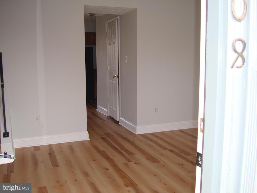 Residential Lease in BERRYVILLE 2