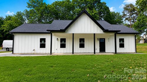612 Hardin Rd, Dallas, NC, 28034-7505 | Card Image
