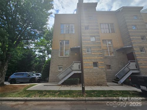 2055 Atherton Heights Ln, Charlotte, NC, 28203-5300 | Card Image