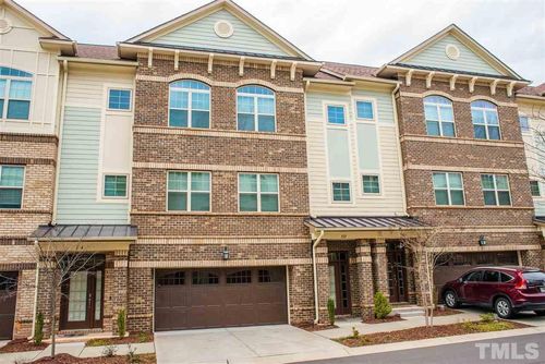 332 View Dr, Morrisville, NC, 27560-5926 | Card Image