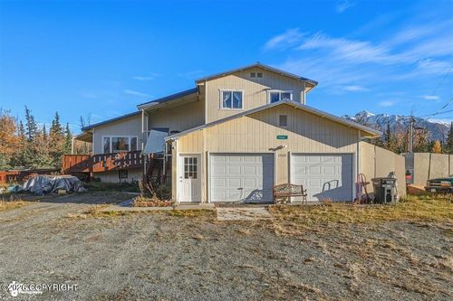 17635 E Pine Needle Way Way, Palmer, AK, 99645 | Card Image