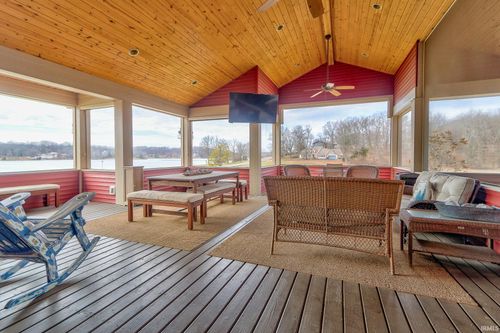 190 E Candy Cane Ln, Santa Claus, IN, 47579-6012 | Card Image