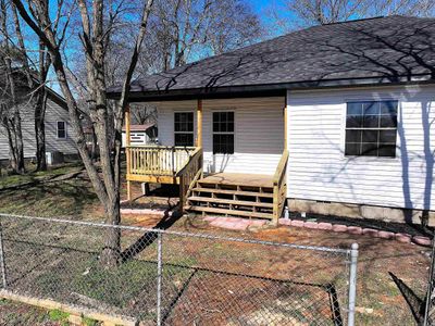 526 S 1st Street, House other with 3 bedrooms, 2 bathrooms and null parking in Glenwood AR | Image 3