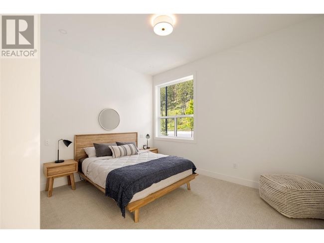 893 Loseth Dr, House other with 6 bedrooms, 4 bathrooms and 4 parking in Kelowna BC | Image 33