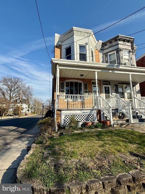 44 E Collings Ave, COLLINGSWOOD, NJ, 08108-3702 | Card Image