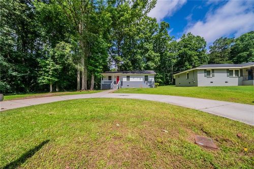 10150 Puckett St Sw, Covington, GA, 30014-6701 | Card Image