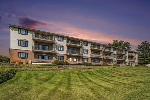 2-225 Columbia Ave W, Battle Creek, MI, 49015-3395 | Card Image