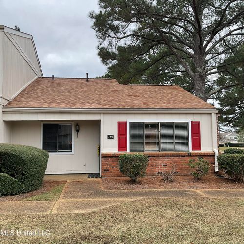 139 Lakebend Cir, Brandon, MS, 39042-2200 | Card Image