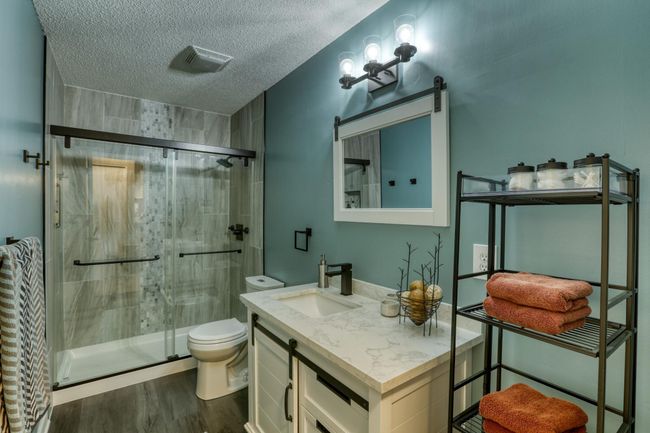 4757 Spring Cir Minnetonka MN-print-016-015-A9946-2400x1600-300dpi.jpg | Image 17
