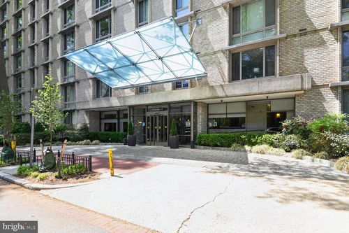514-s-940 25th St Nw, WASHINGTON, DC, 20037-2179 | Card Image