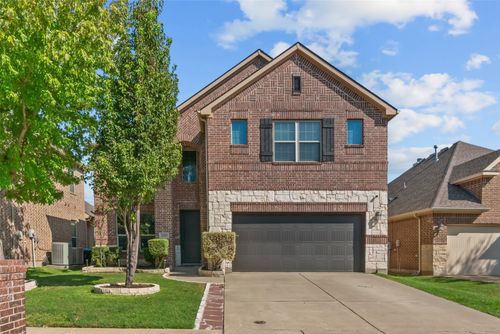 1305 Realoaks Dr, Fort Worth, TX, 76131-3367 | Card Image
