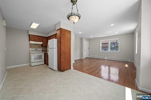 345 Hudson St, Hackensack, NJ, 07601-6731 | Card Image