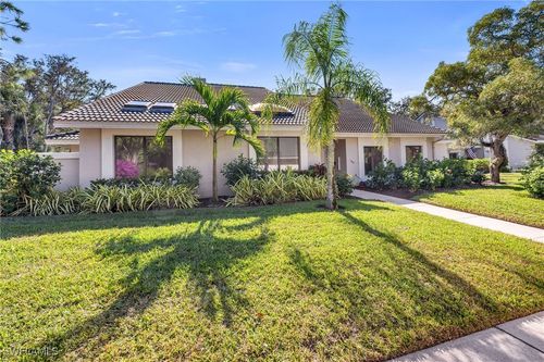 7-101-700 Arbor Lake Dr, NAPLES, FL, 34110-8086 | Card Image