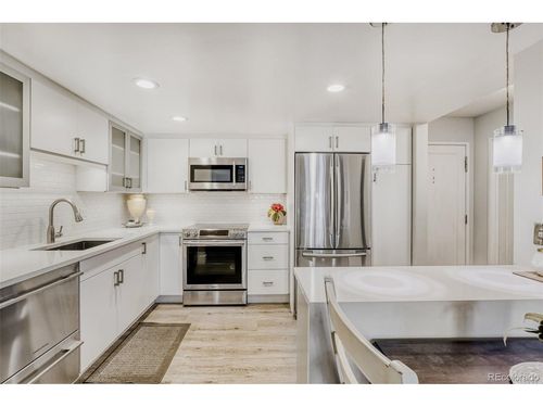 apt-214-105-13631 E Marina Dr, Aurora, CO, 80014-3719 | Card Image