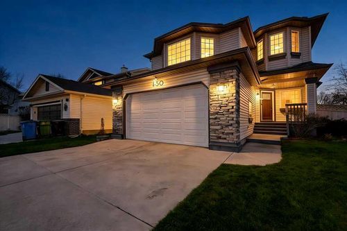 450 Douglas Glen Blvd Se, Calgary, AB, T2Z2M8 | Card Image