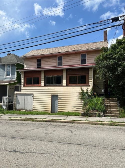 328 New Castle St, City of But NW, PA, 16001 | Card Image