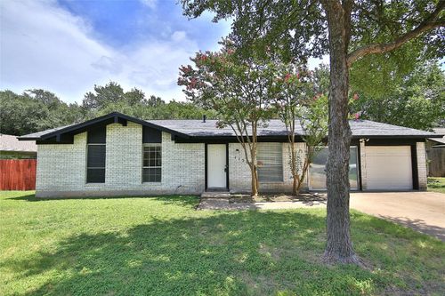 11513 Fast Horse Dr, Austin, TX, 78759-4117 | Card Image