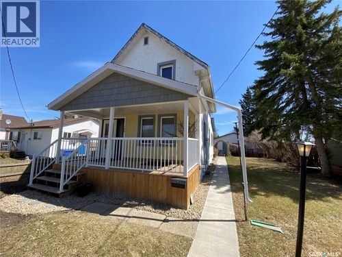 189 Seventh Ave N, Yorkton, SK, S3N0X3 | Card Image