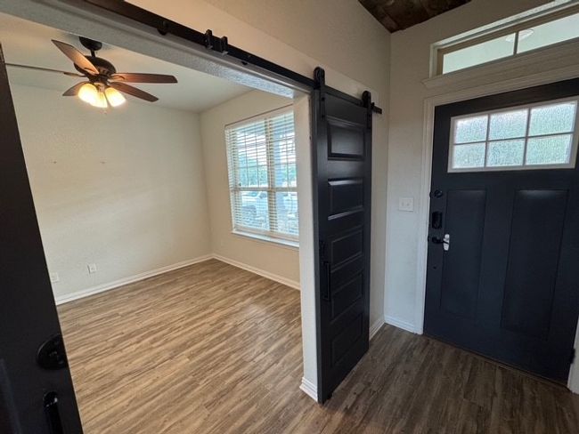 122 Sangaree Dr, House other with 4 bedrooms, 3 bathrooms and 4 parking in Buda TX | Image 12
