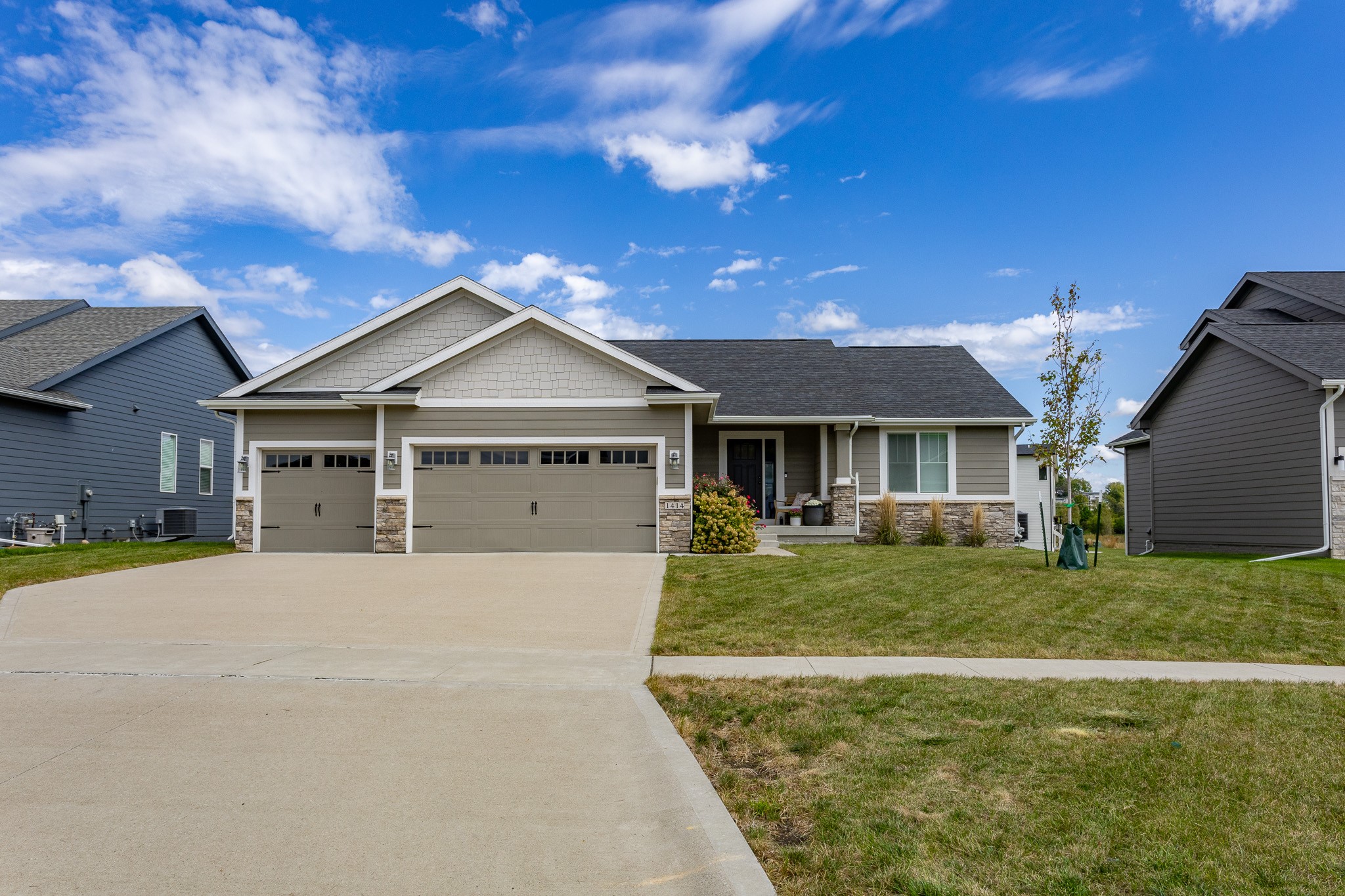 100th St, West Des Moines, IA 50266