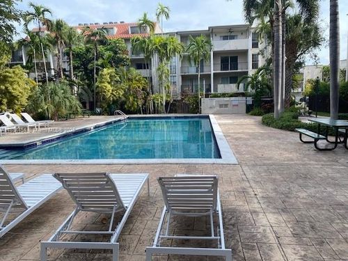 apt-a309-6900 N Kendall Dr, Pinecrest, FL, 33156-1543 | Card Image