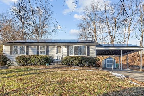 5 Catherine St, Clinton, MA, 01510-1801 | Card Image