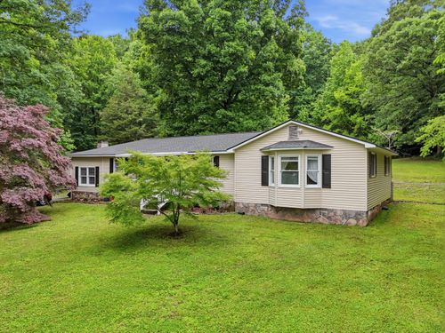 1873 Crow Valley Rd Nw, Dalton, GA, 30720-6909 | Card Image