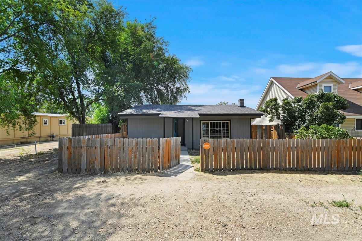 Starcher Ave, Parma, ID 83660