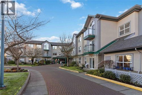 207-1485 Garnet Rd, Victoria, BC, V8P5T5 | Card Image