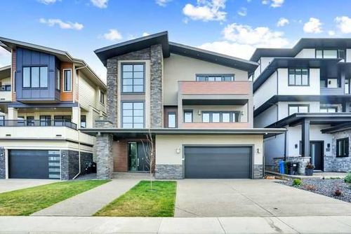 435 Patterson Boulevard Sw, Calgary, AB, T3J1E8 | Card Image