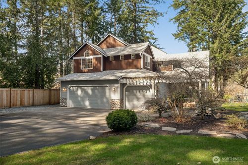 22426 Se 300th St, Black Diamond, WA, 98010-1282 | Card Image